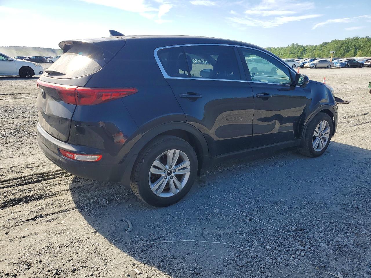2017 KIA SPORTAGE LX photo 5