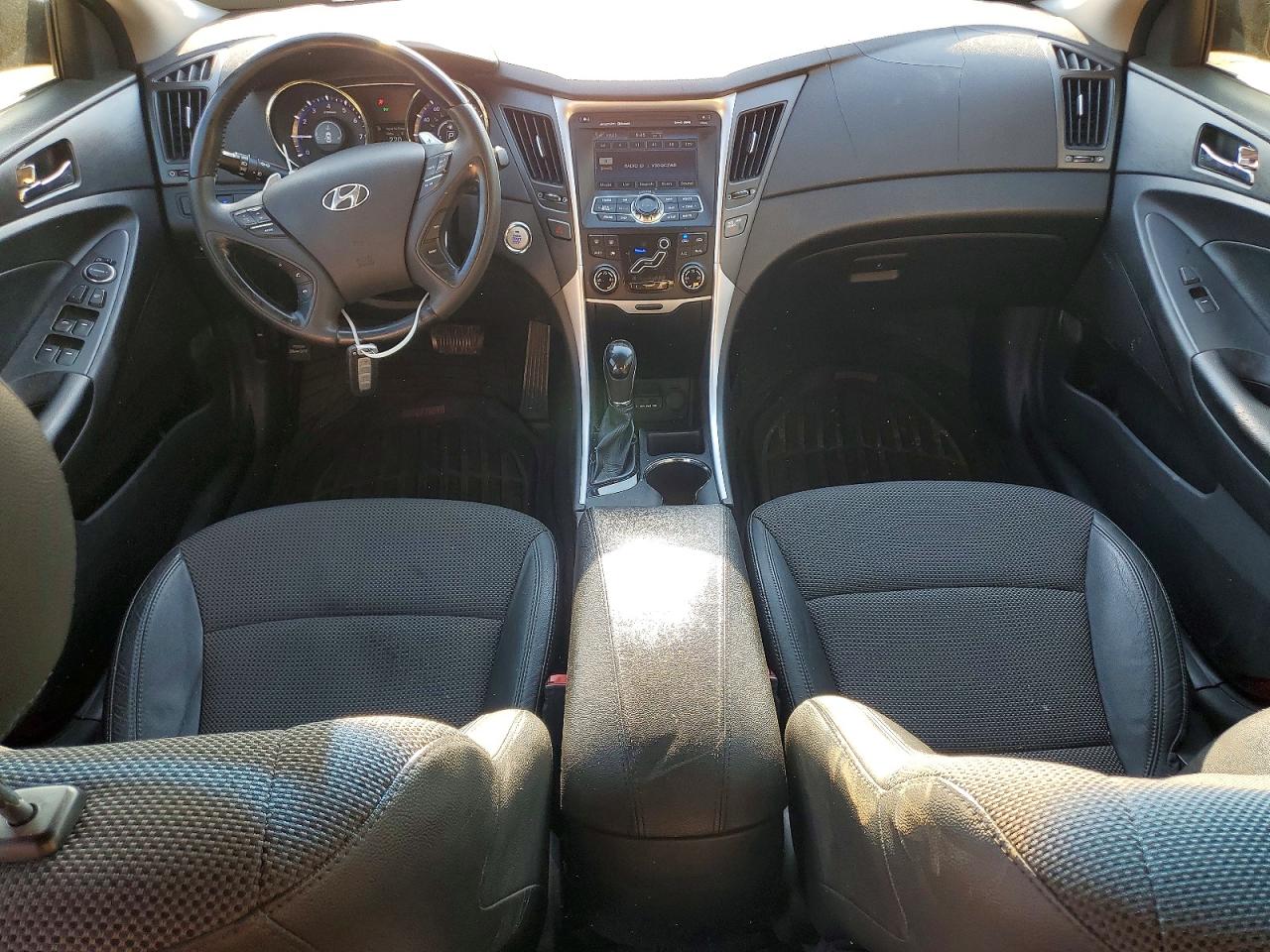 2011 HYUNDAI SONATA SE 2.0T photo 15