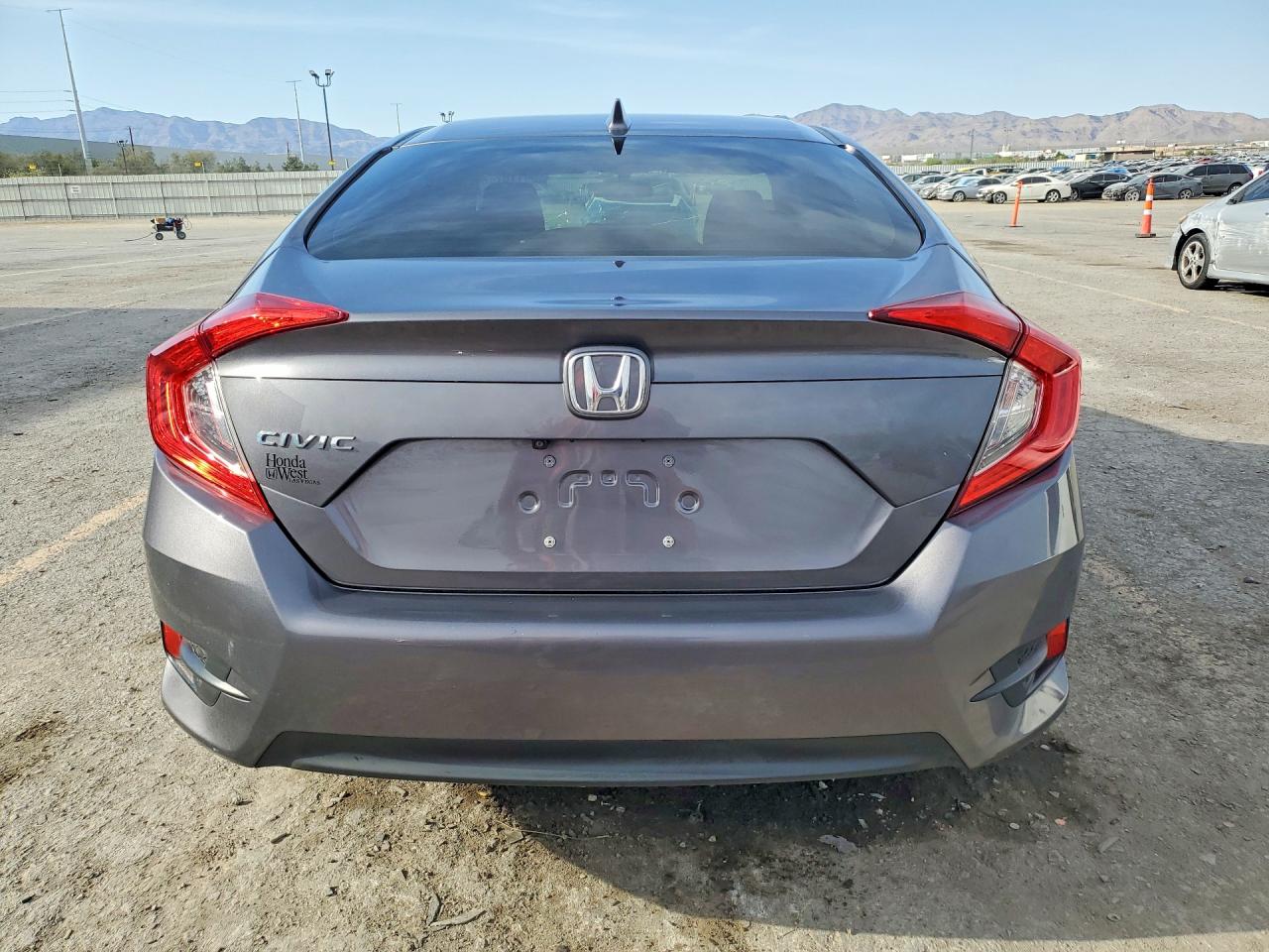 2017 HONDA CIVIC EX photo 6