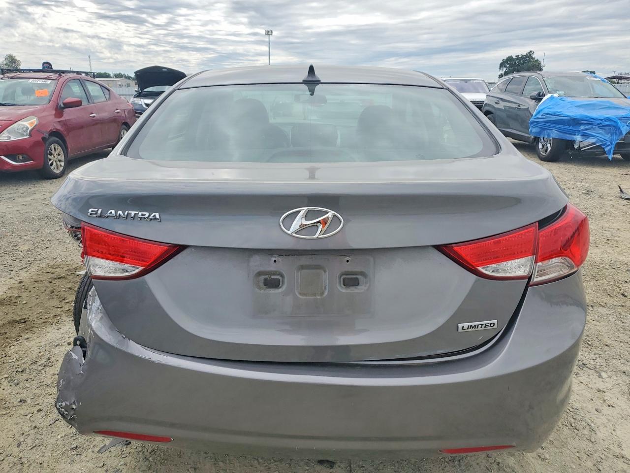2013 HYUNDAI ELANTRA LIMITED photo 16