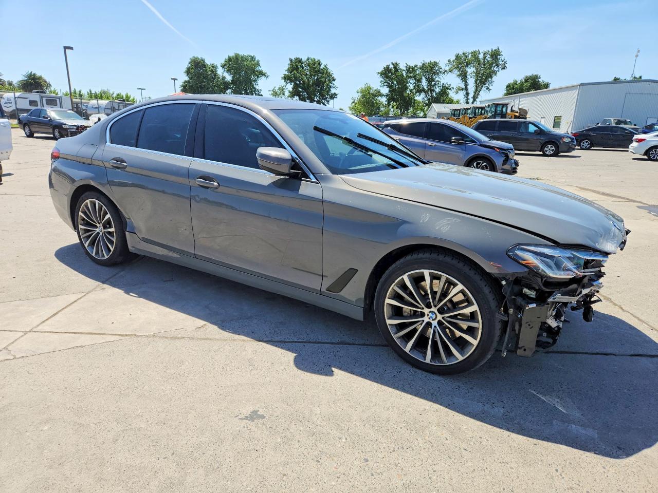 2021 BMW 530E photo 10