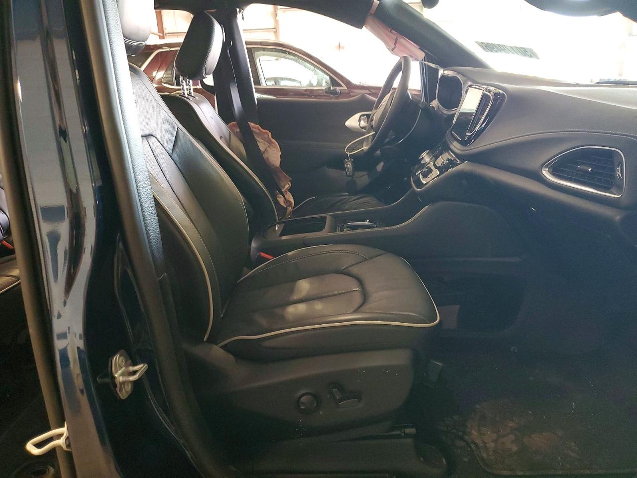 2025 CHRYSLER PACIFICA LIMITED photo 19
