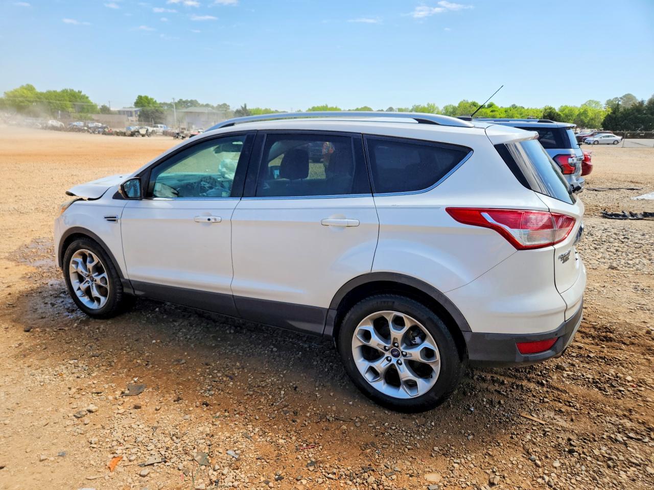 2014 FORD ESCAPE TITANIUM photo 2
