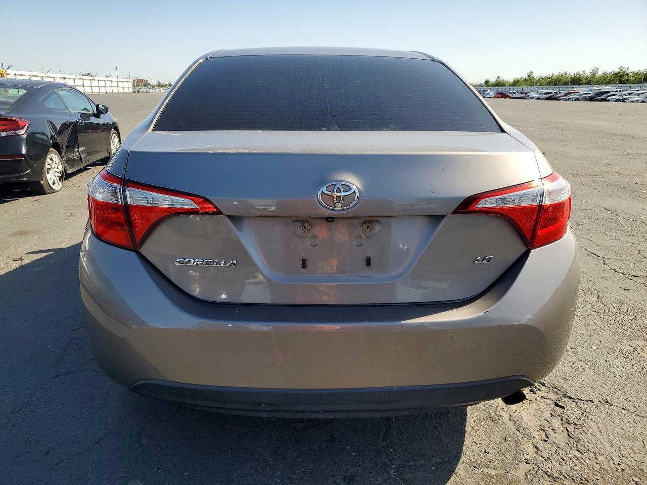 2014 TOYOTA COROLLA LE photo 11