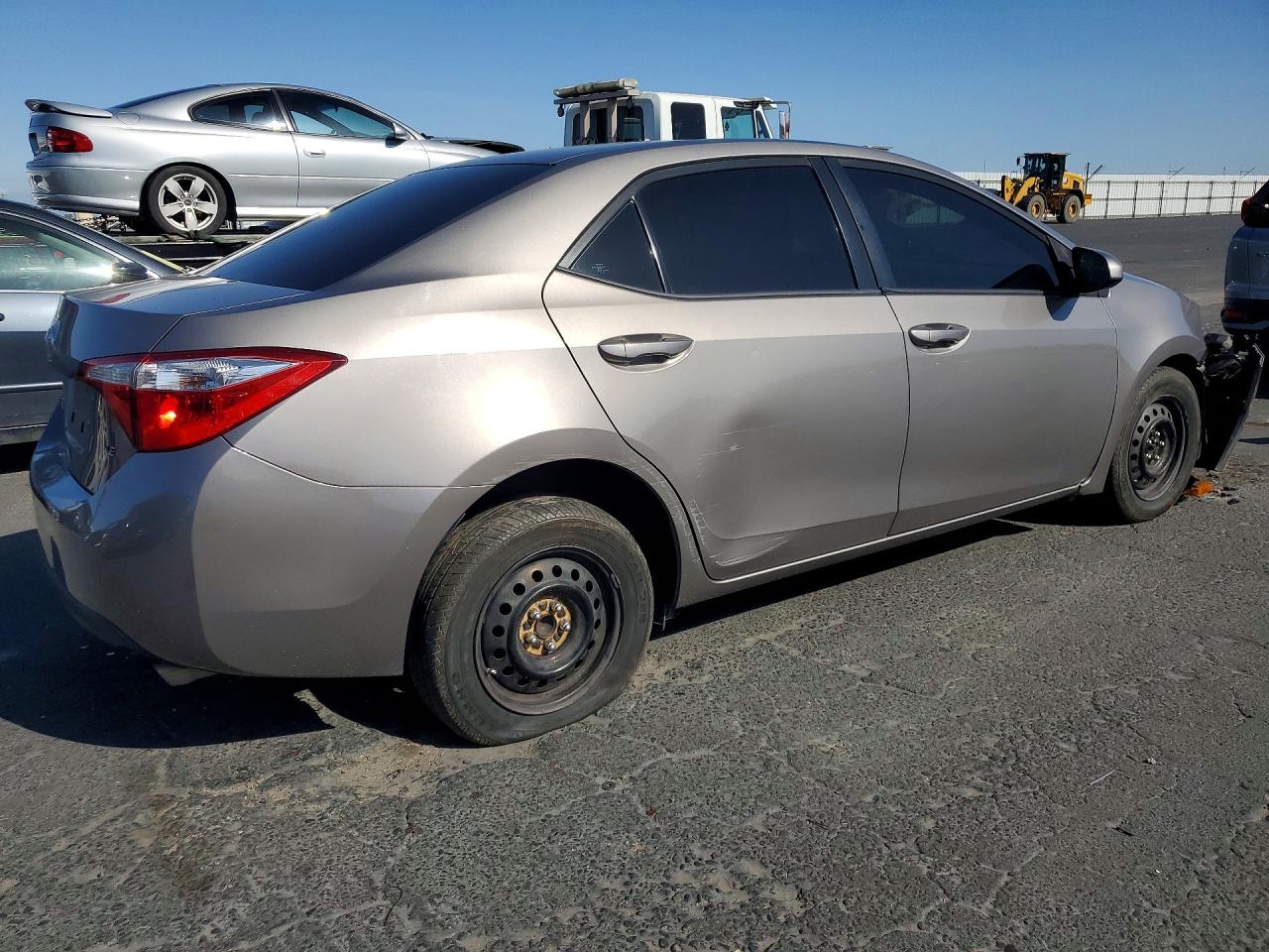 2014 TOYOTA COROLLA LE photo 5