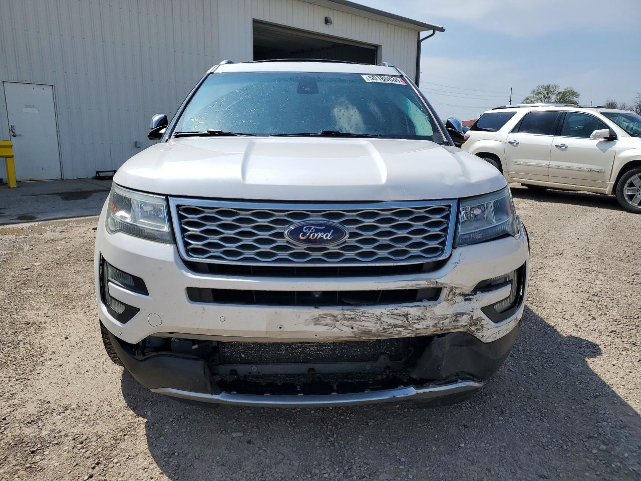 2017 FORD EXPLORER PLATINUM photo 13