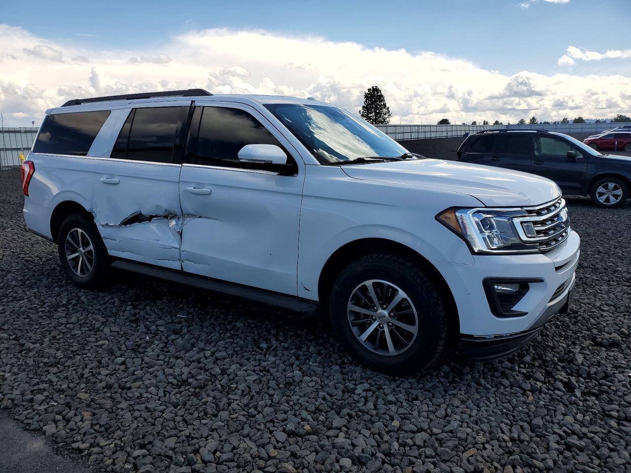 2019 FORD EXPEDITION MAX XLT photo 7