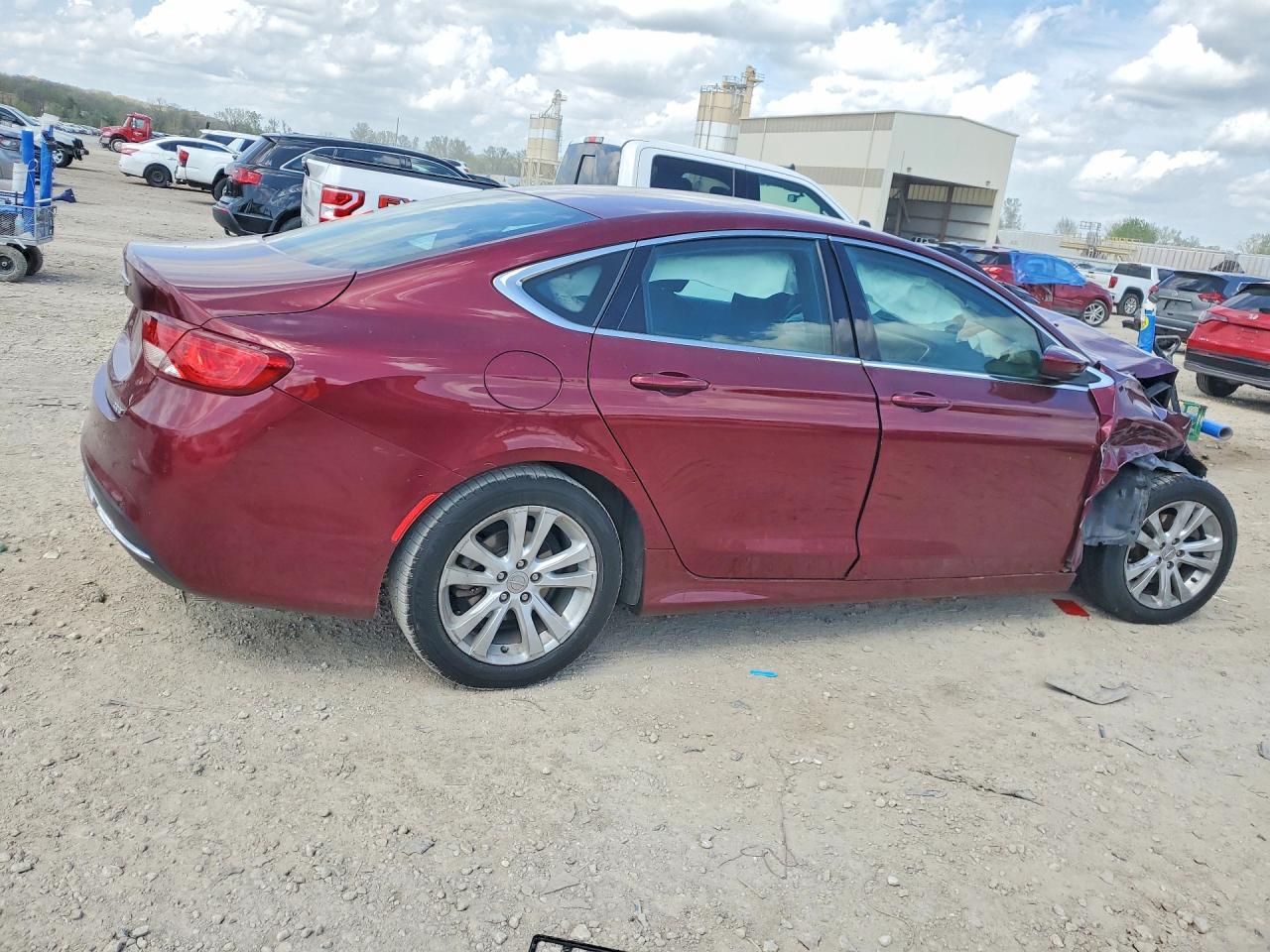 2016 CHRYSLER 200 LIMITED photo 5
