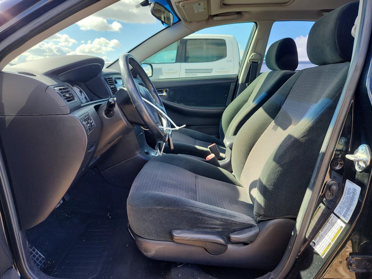 2008 TOYOTA COROLLA S photo 13