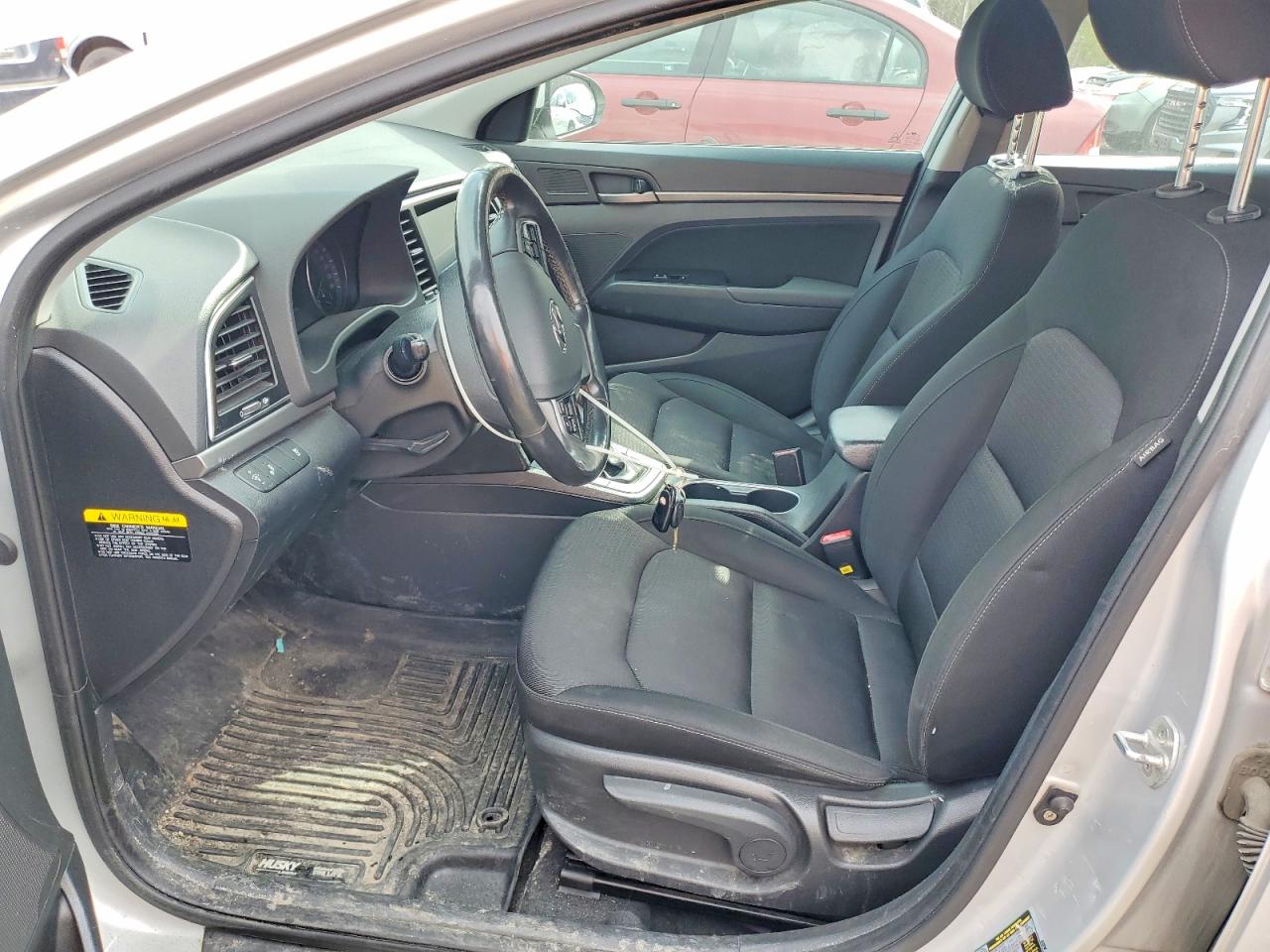 2017 HYUNDAI ELANTRA SE photo 7