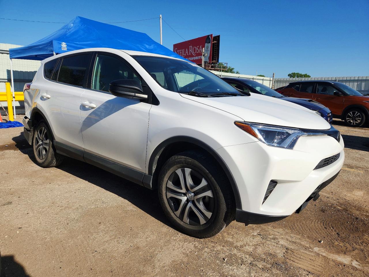 2018 TOYOTA RAV4 LE photo 7