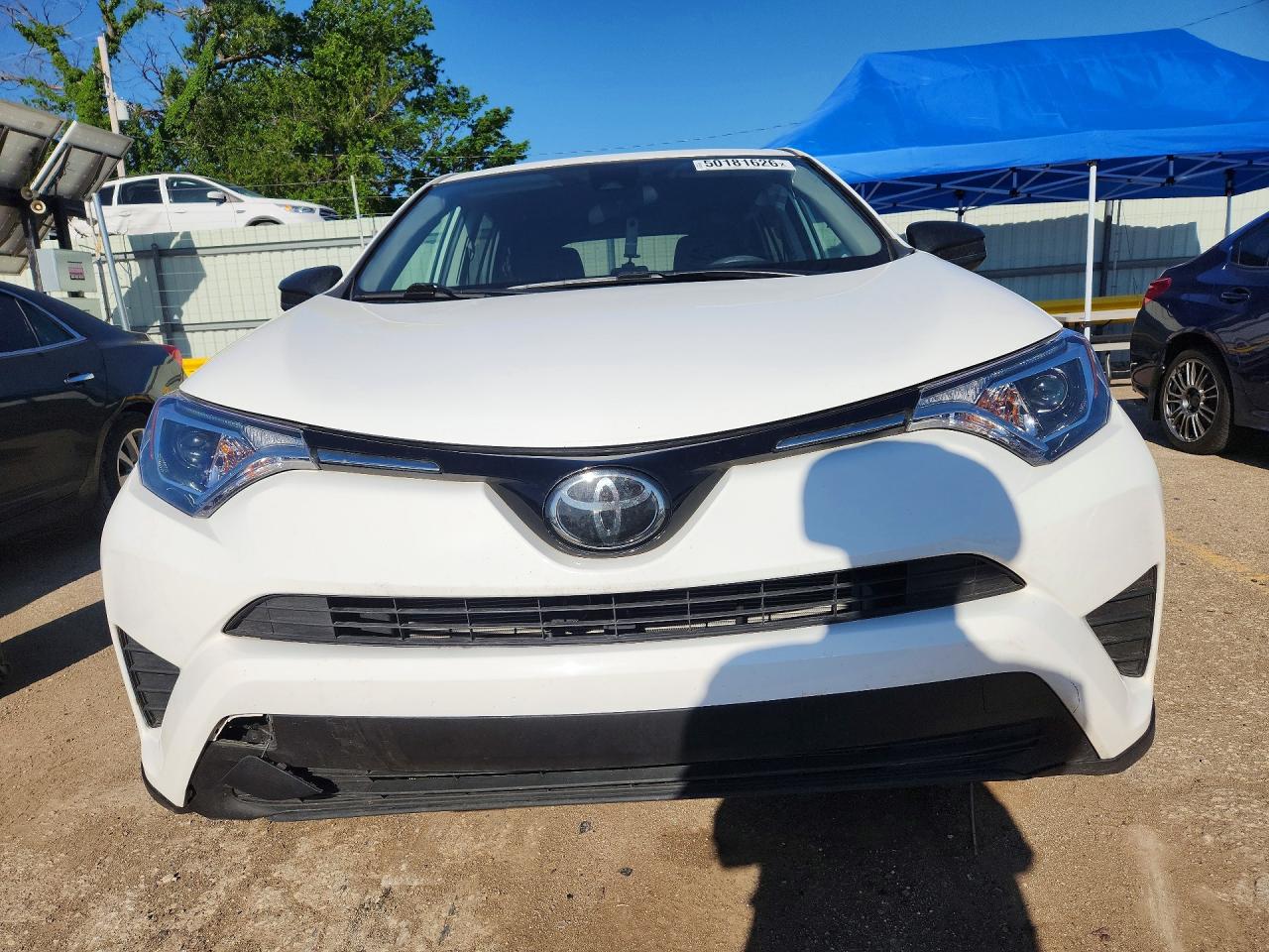 2018 TOYOTA RAV4 LE photo 9