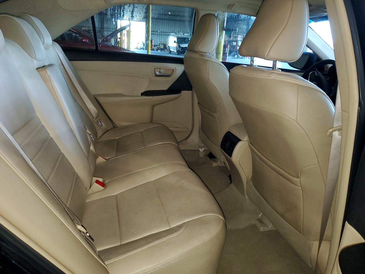 2015 TOYOTA CAMRY XLE V6 photo 10