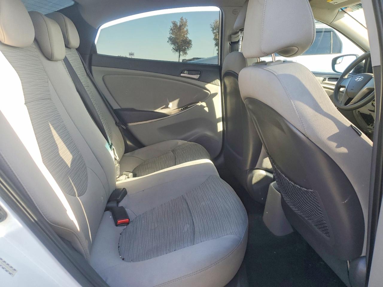 2015 HYUNDAI ACCENT GLS photo 19