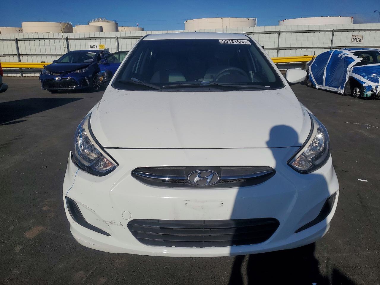 2015 HYUNDAI ACCENT GLS photo 9