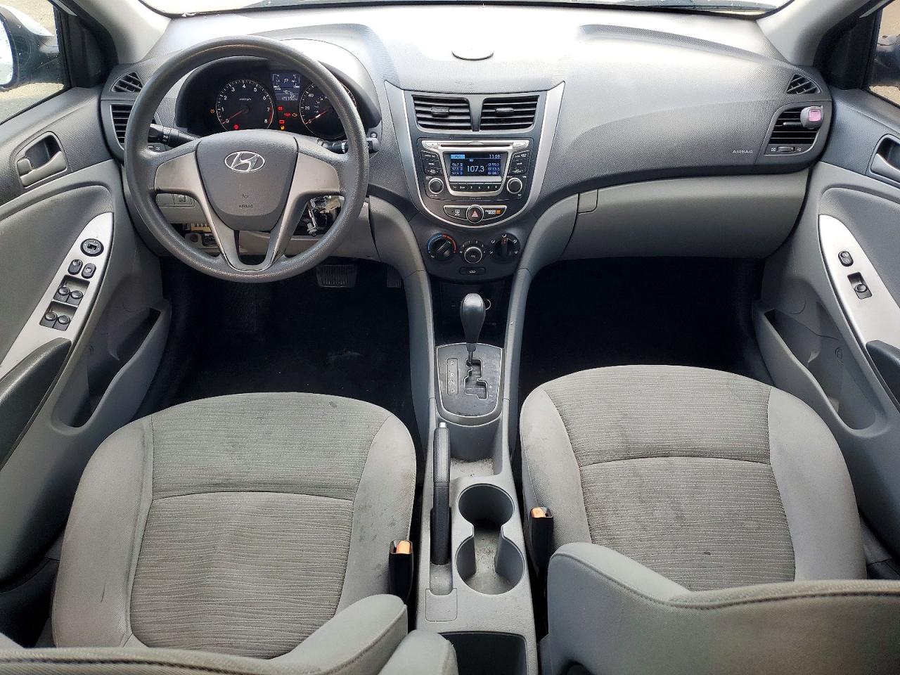 2015 HYUNDAI ACCENT GLS photo 15