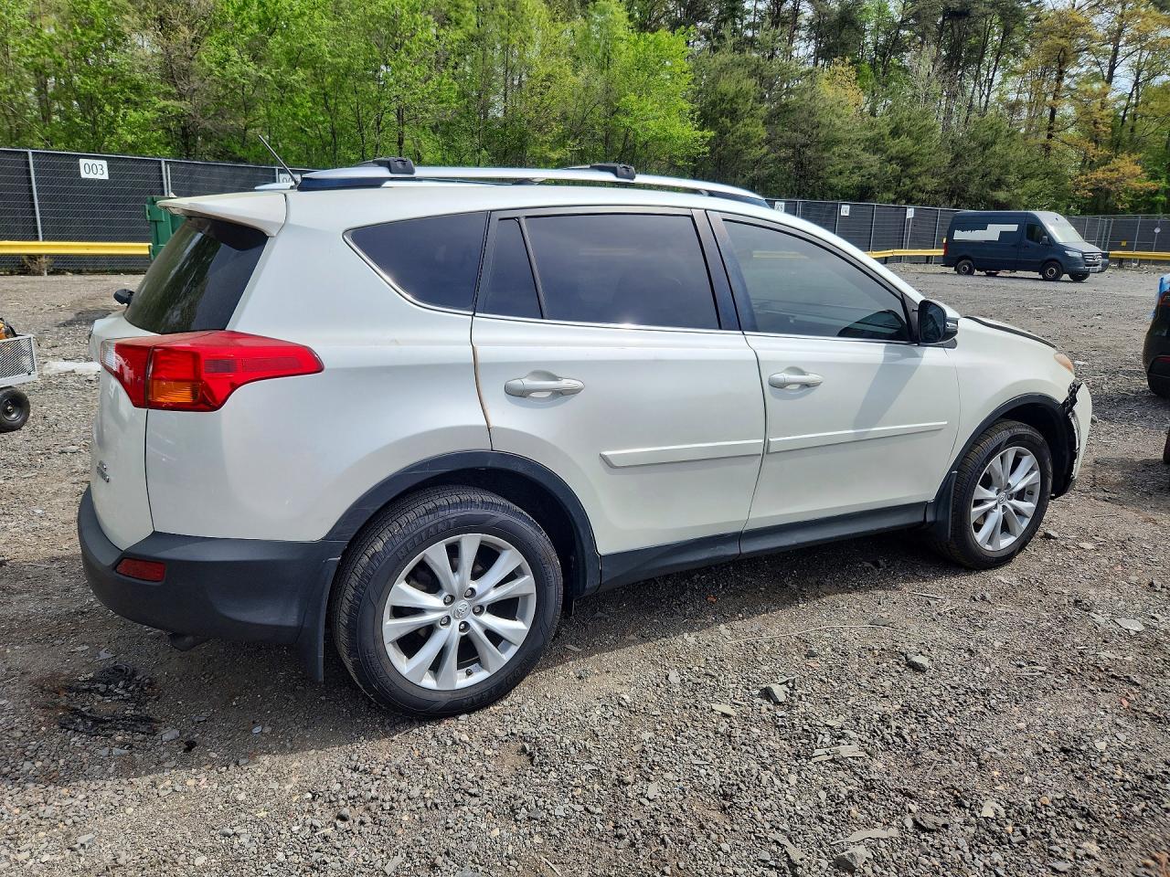 2014 TOYOTA RAV4 LIMITED photo 7
