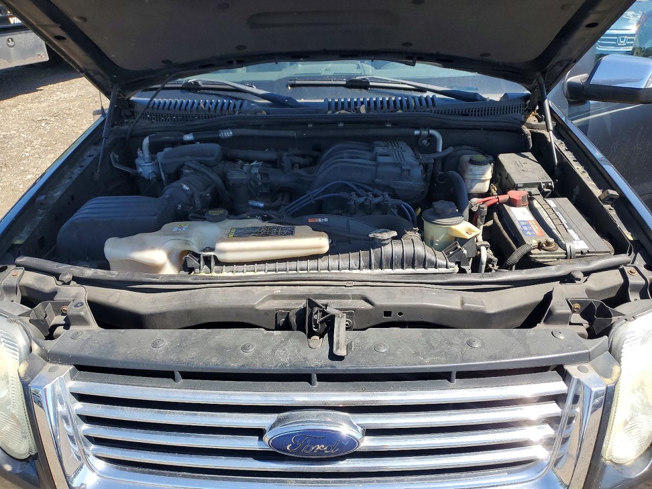 2010 FORD EXPLORER LIMITED photo 34