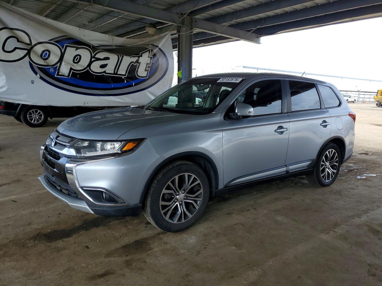 2016 MITSUBISHI OUTLANDER