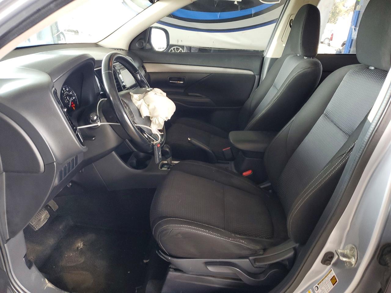 2016 MITSUBISHI OUTLANDER SE photo 7