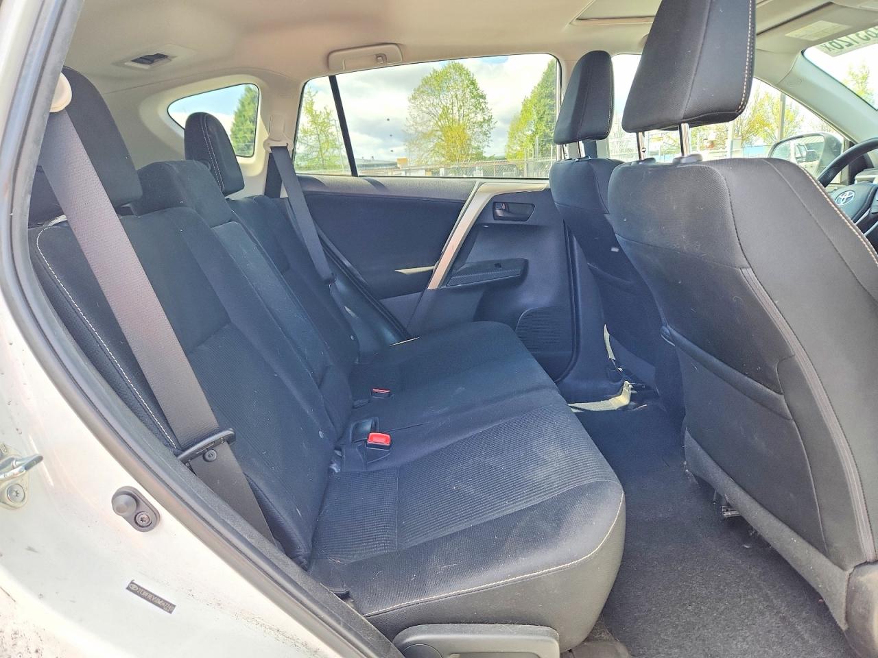 2013 TOYOTA RAV4 XLE photo 21
