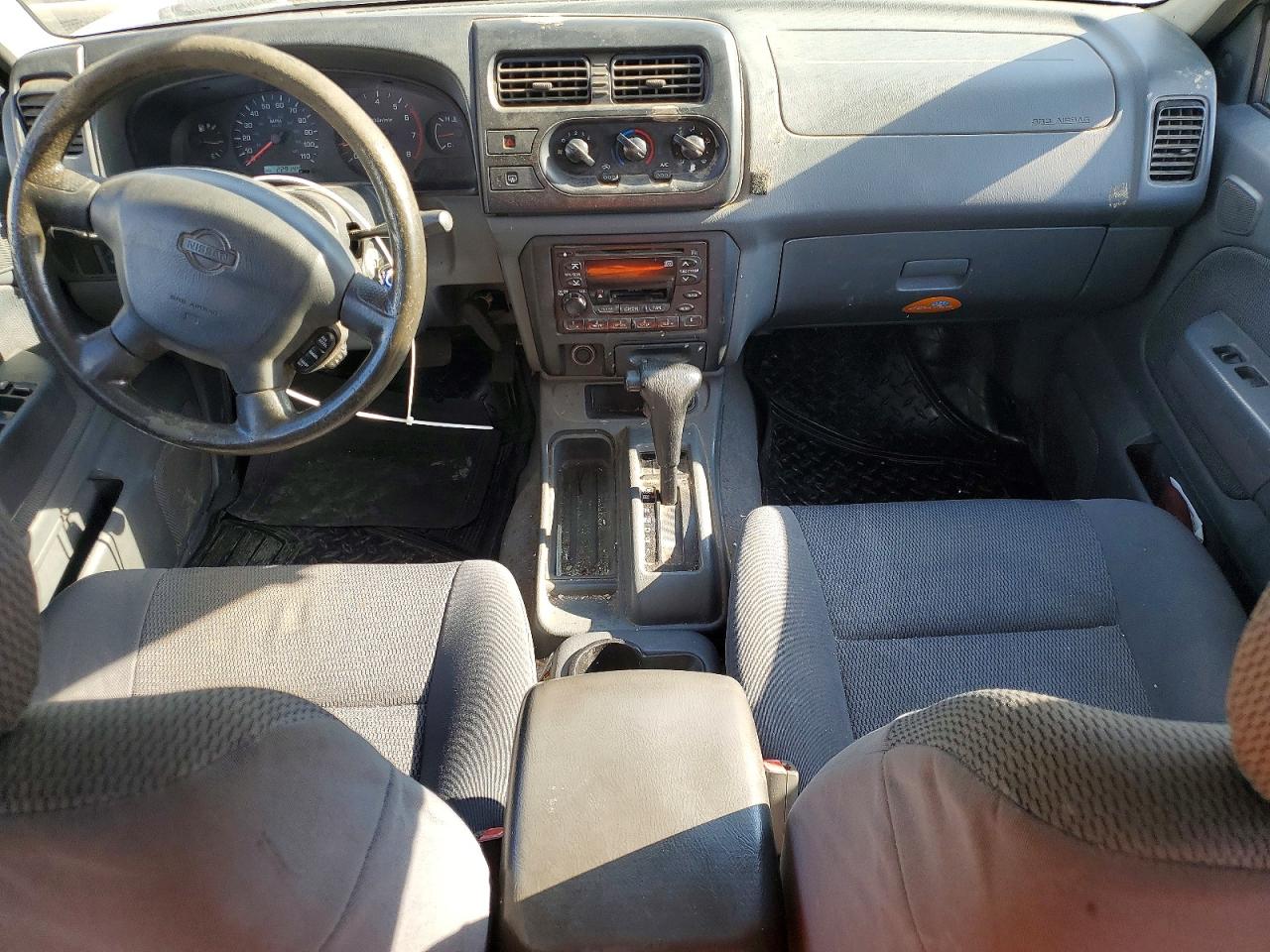 2001 NISSAN FRONTIER XE photo 22