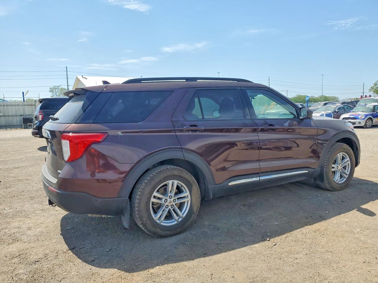 2020 FORD EXPLORER XLT photo 7