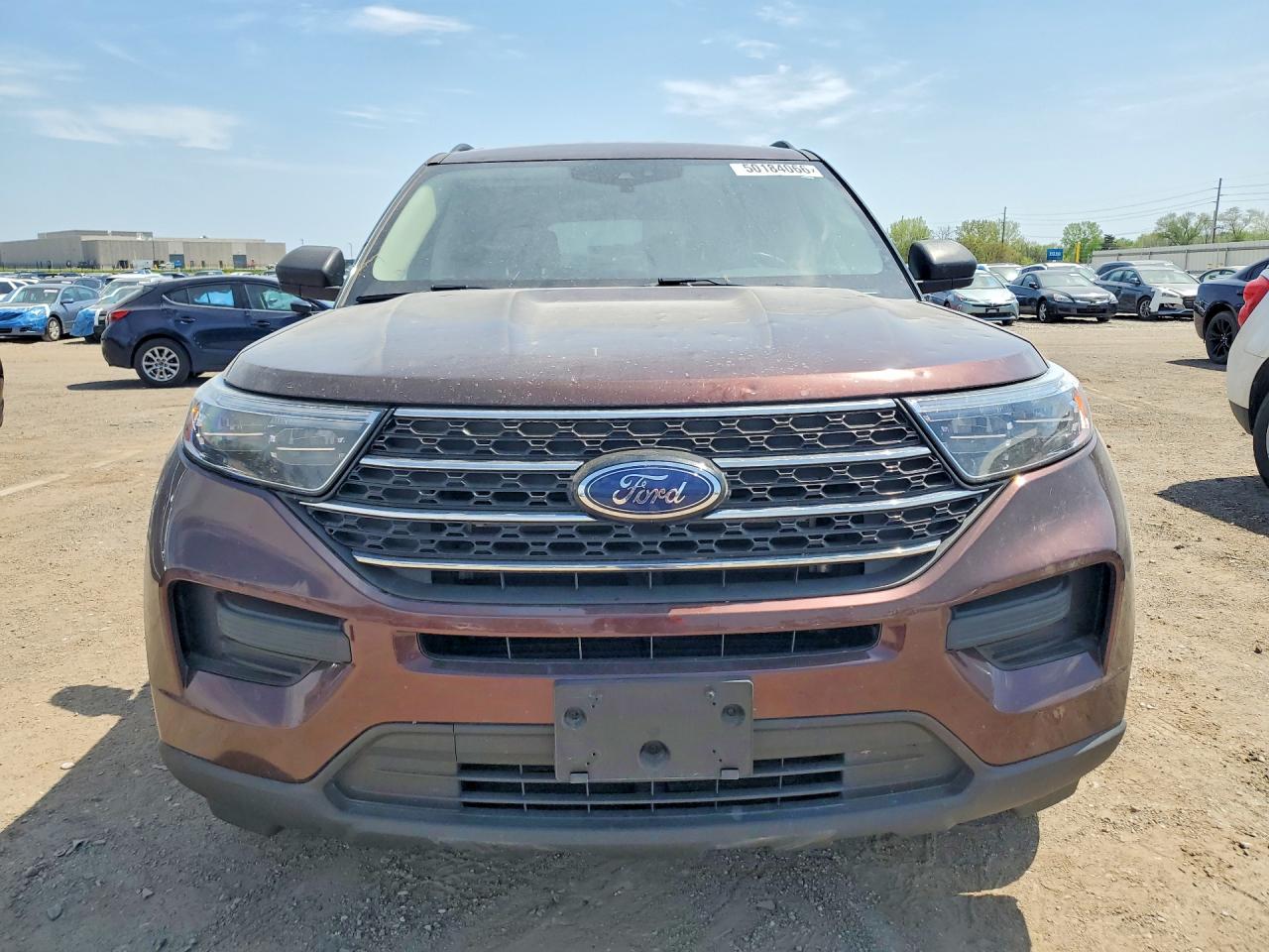 2020 FORD EXPLORER XLT photo 13