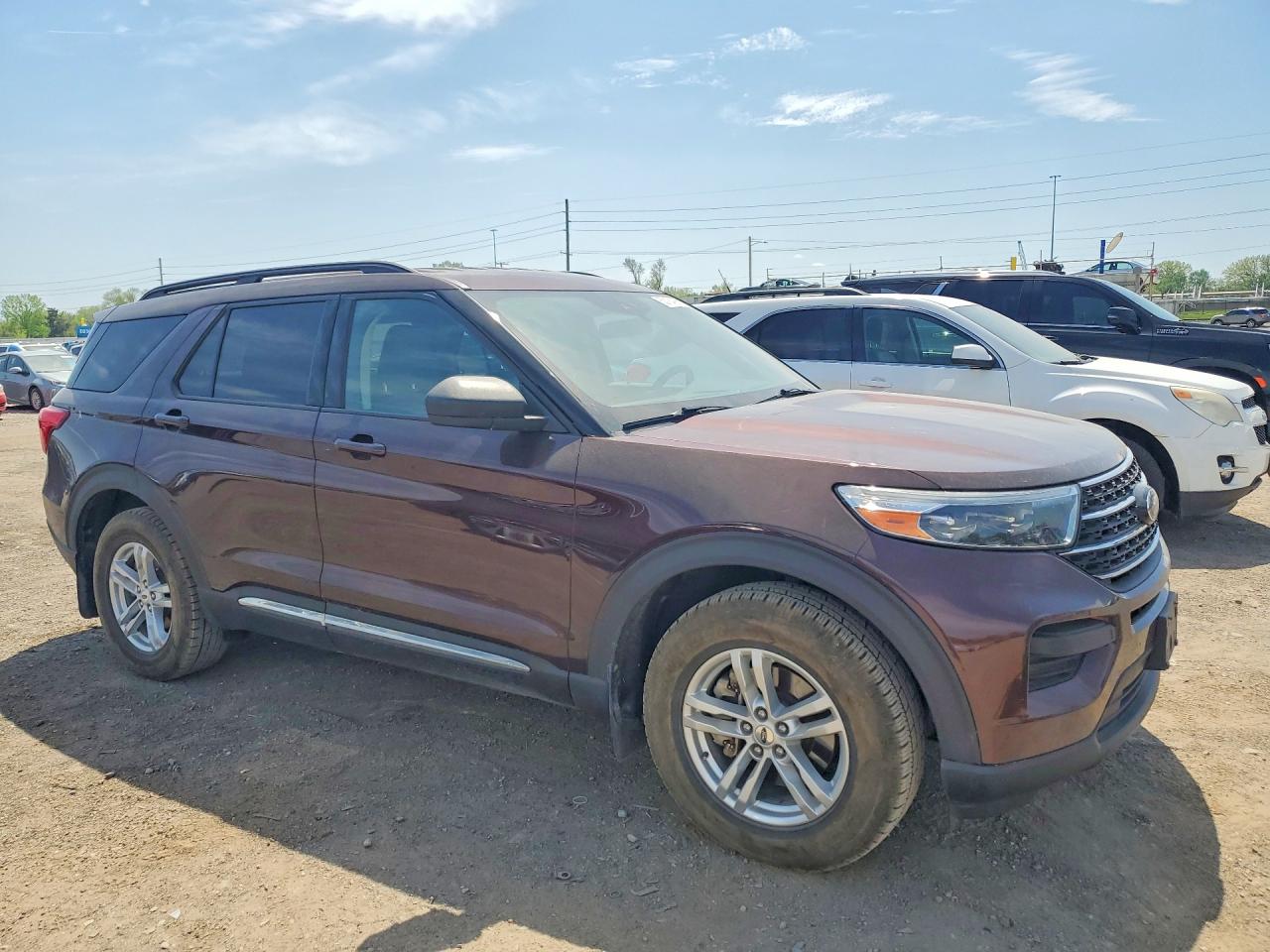 2020 FORD EXPLORER XLT photo 10