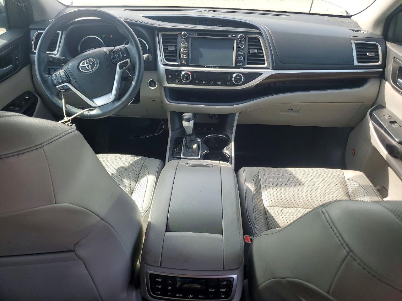 2016 TOYOTA HIGHLANDER LIMITED PLATINUM photo 15