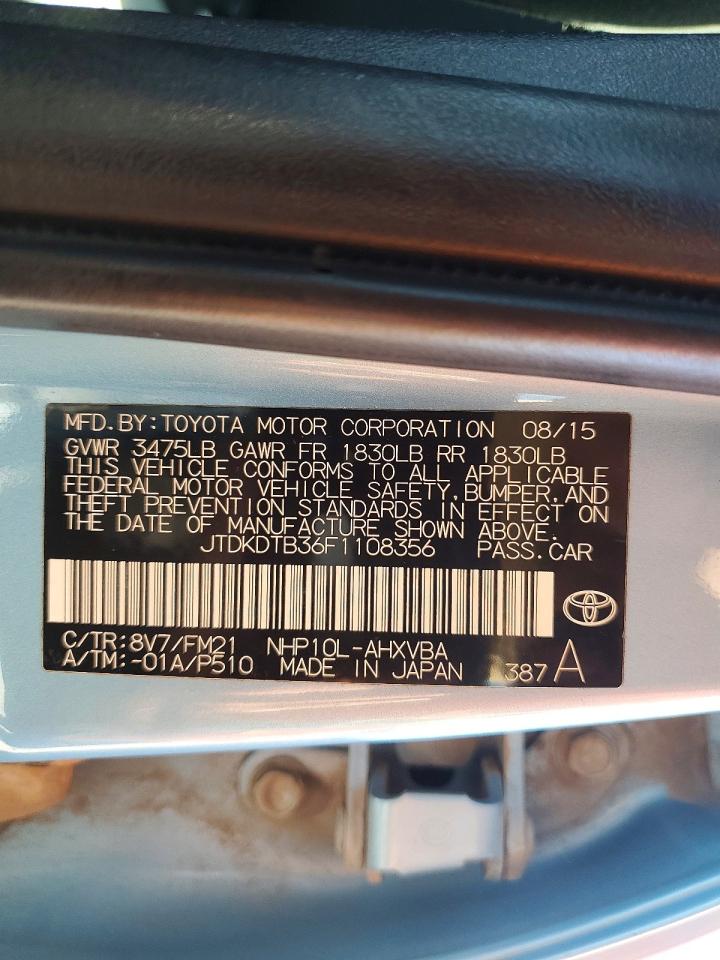 2015 TOYOTA PRIUS C TWO photo 23