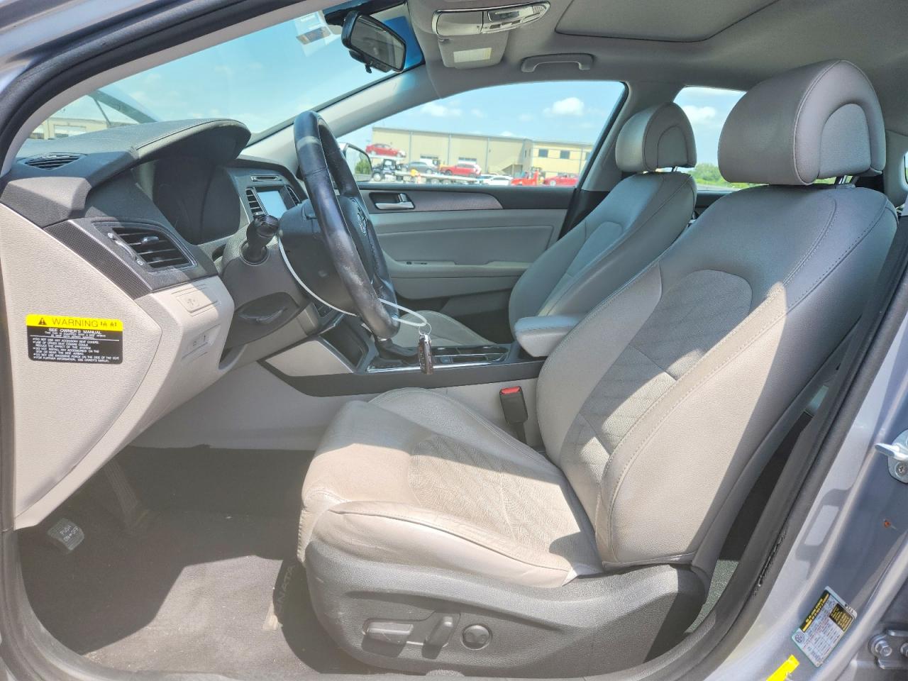 2017 HYUNDAI SONATA SPORT photo 19