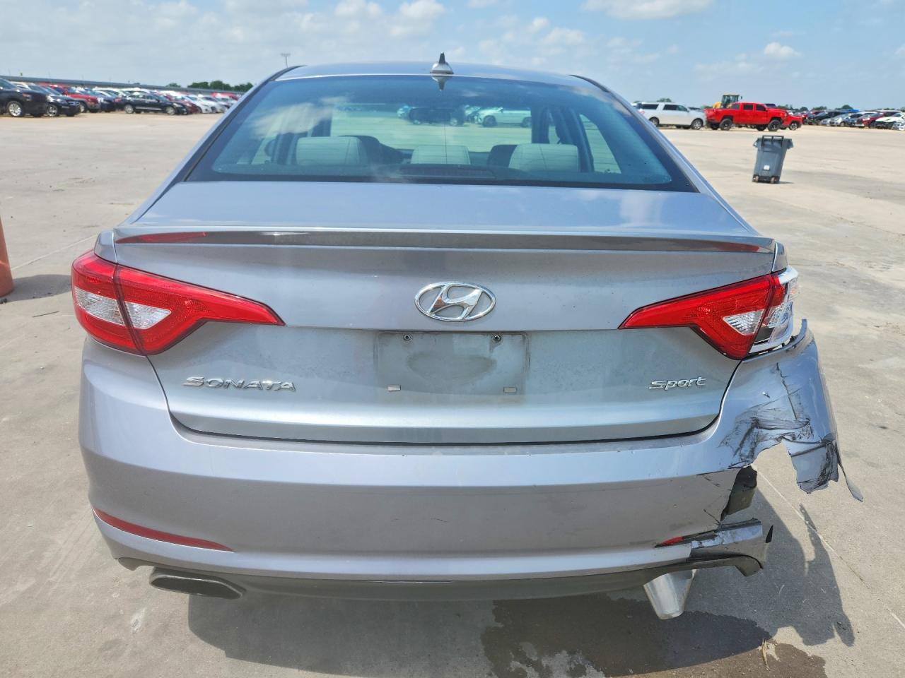 2017 HYUNDAI SONATA SPORT photo 16