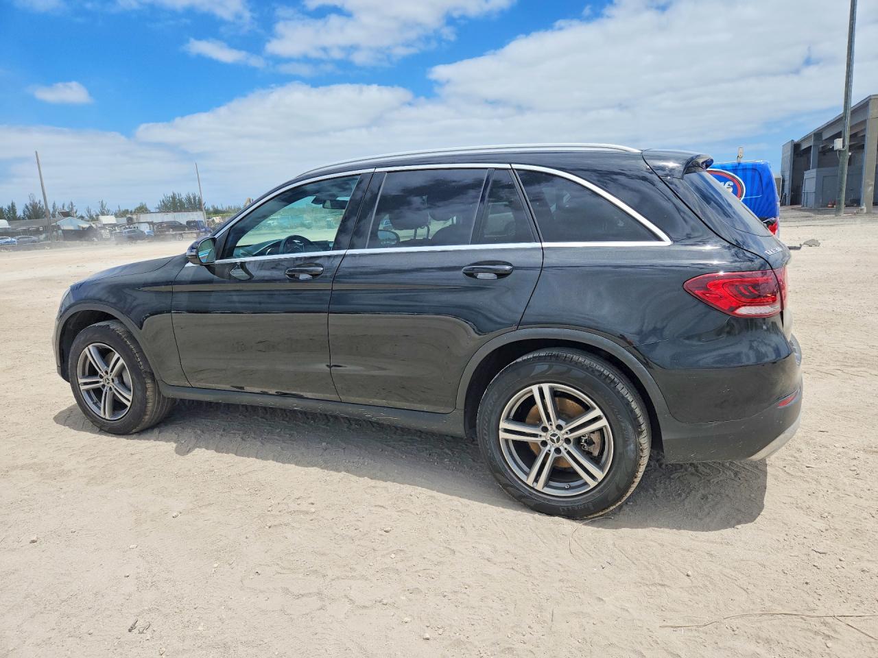 2020 MERCEDES-BENZ GLC 300 4MATIC photo 3