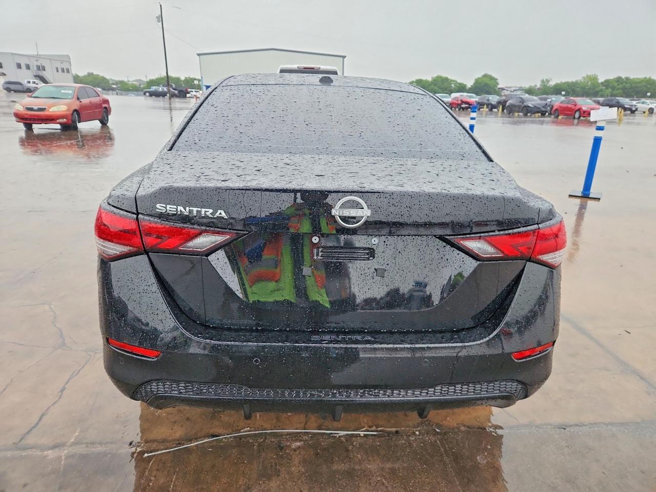 2025 NISSAN SENTRA SV photo 11