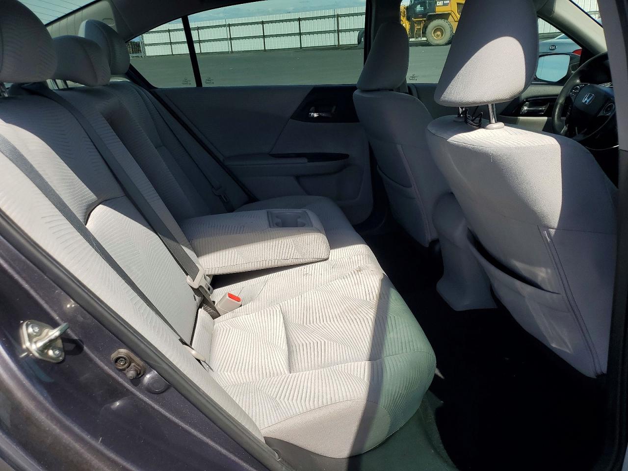 2016 HONDA ACCORD LX photo 10