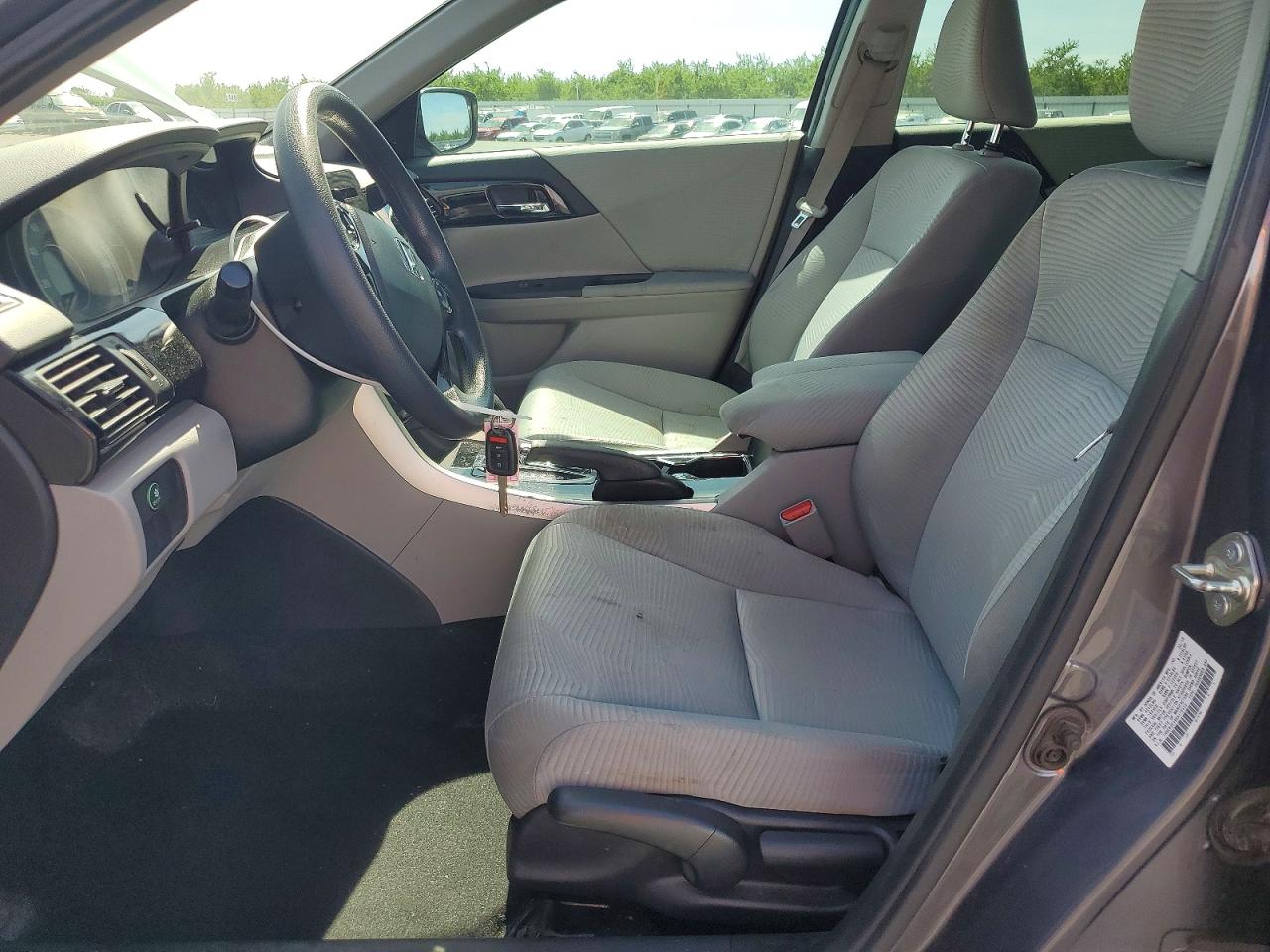 2016 HONDA ACCORD LX photo 7