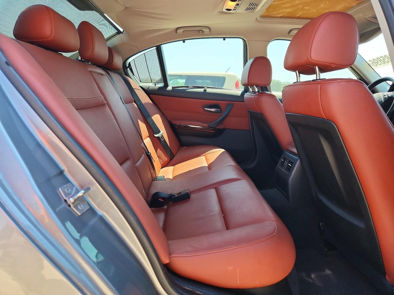 2011 BMW 328 I photo 28
