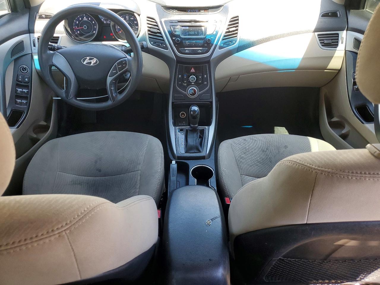 2016 HYUNDAI ELANTRA SE photo 15