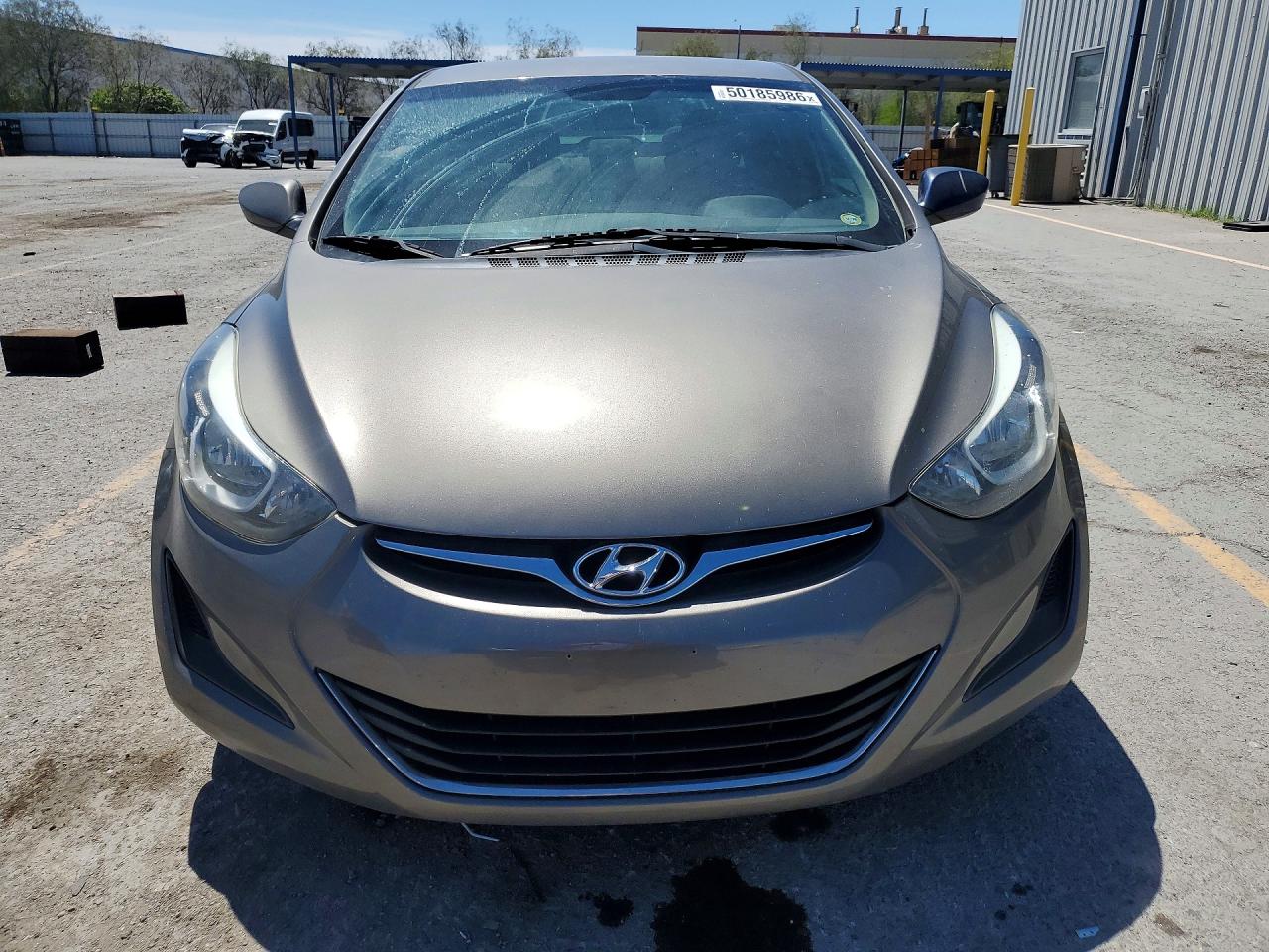 2016 HYUNDAI ELANTRA SE photo 9