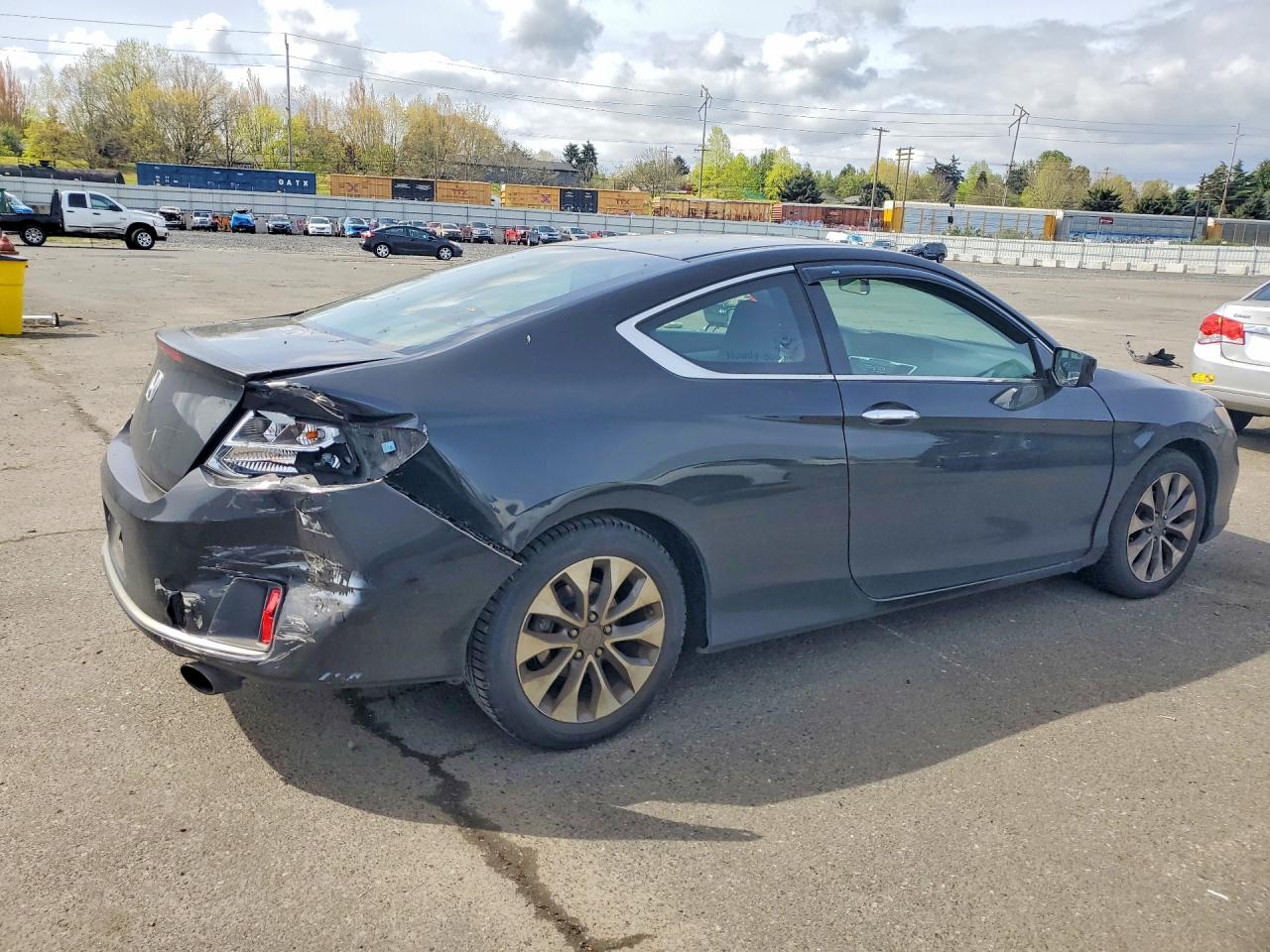 2015 HONDA ACCORD LX-S photo 3