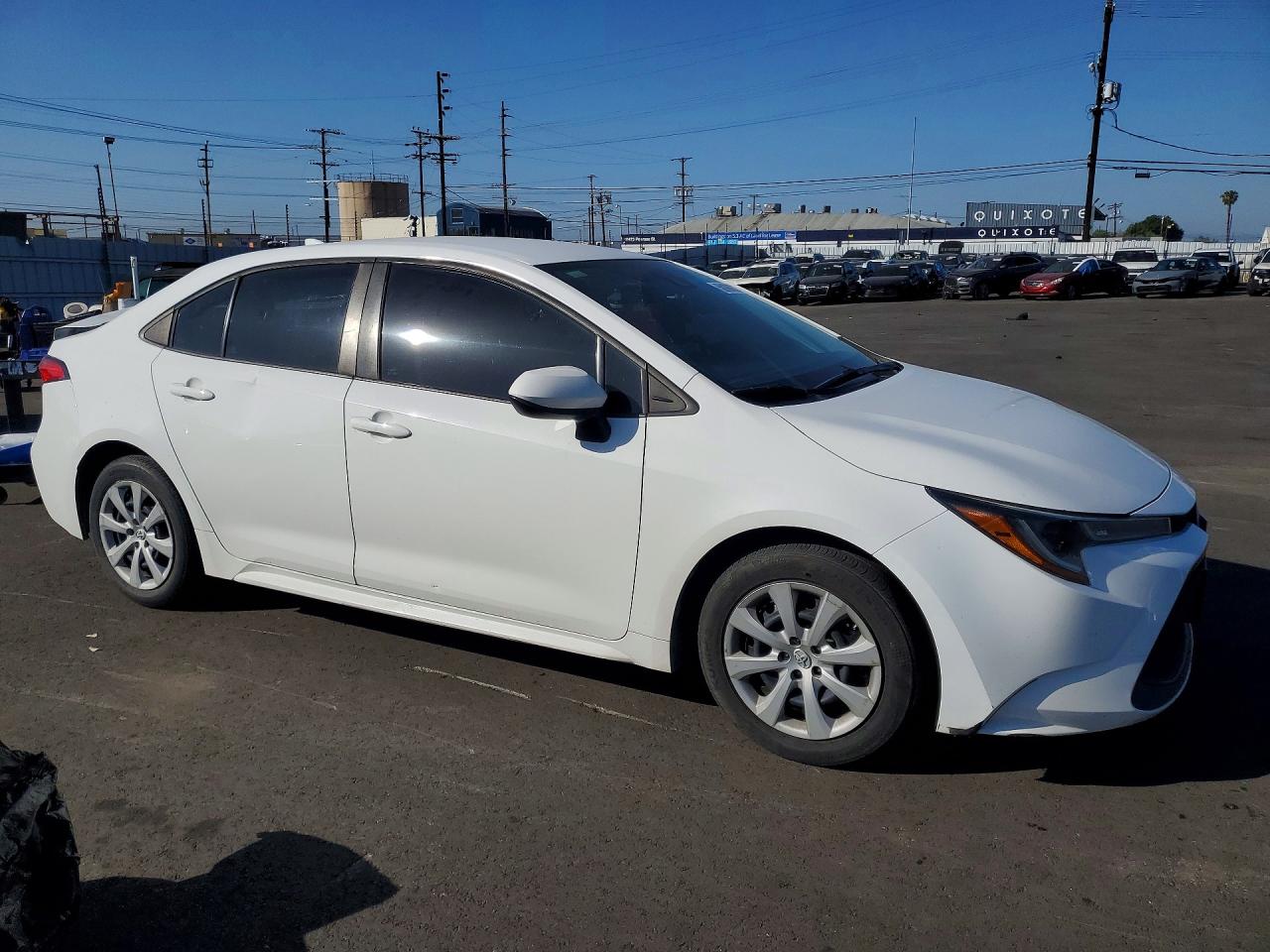 2020 TOYOTA COROLLA LE photo 7