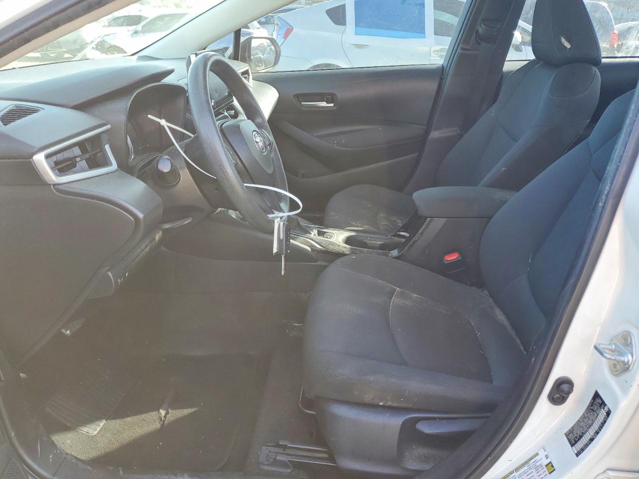 2020 TOYOTA COROLLA LE photo 13