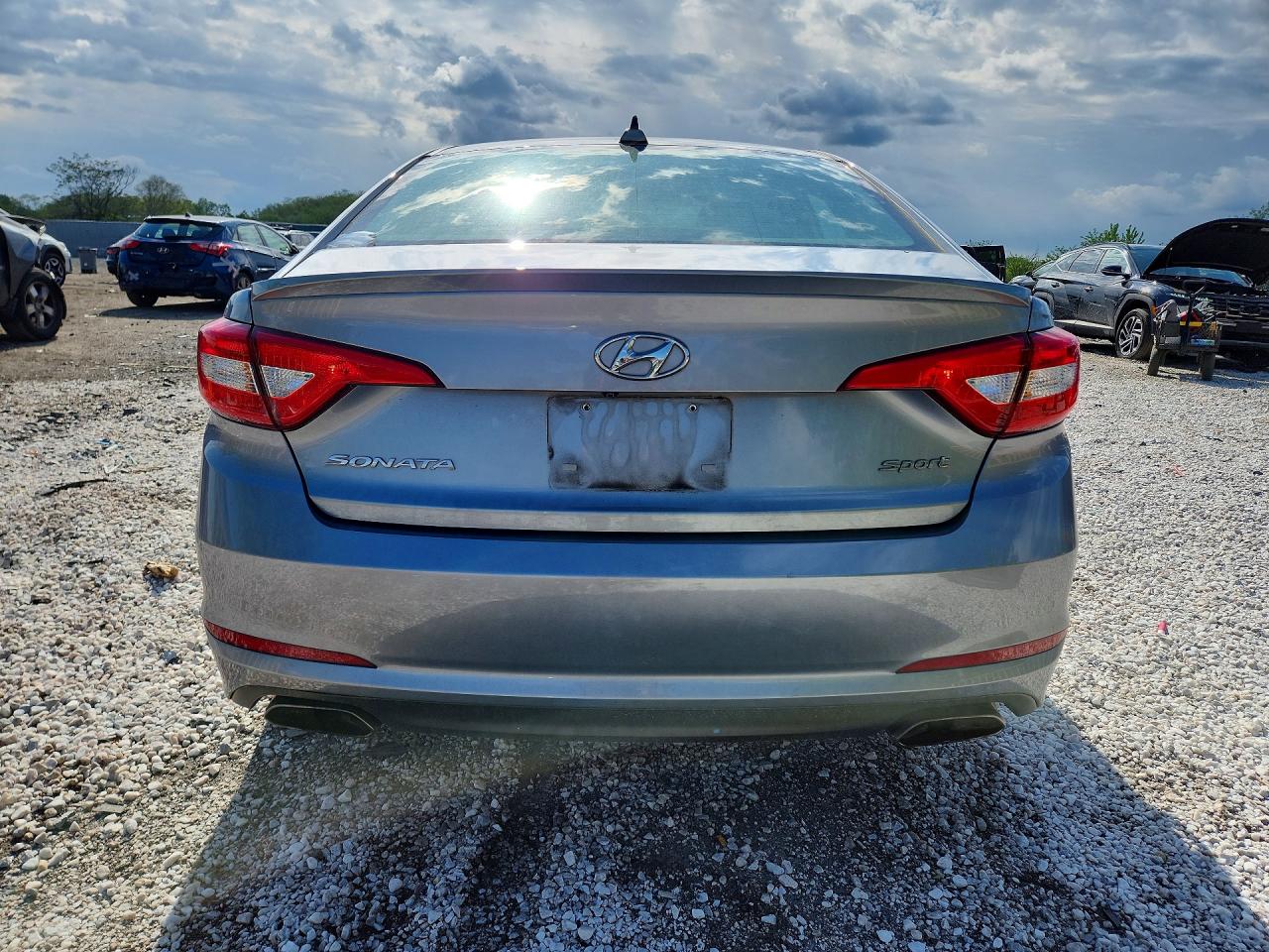 2016 HYUNDAI SONATA SPORT photo 11