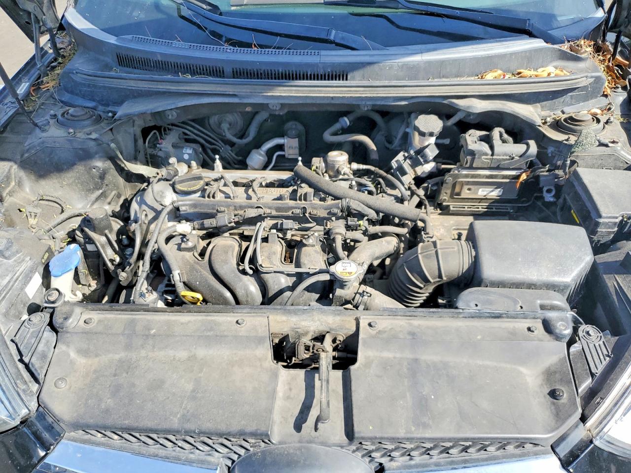 2013 HYUNDAI VELOSTER BASE photo 31