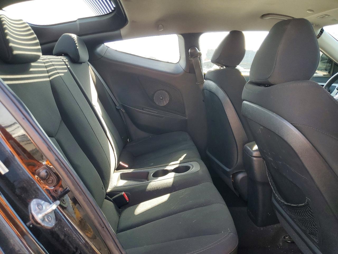 2013 HYUNDAI VELOSTER BASE photo 28