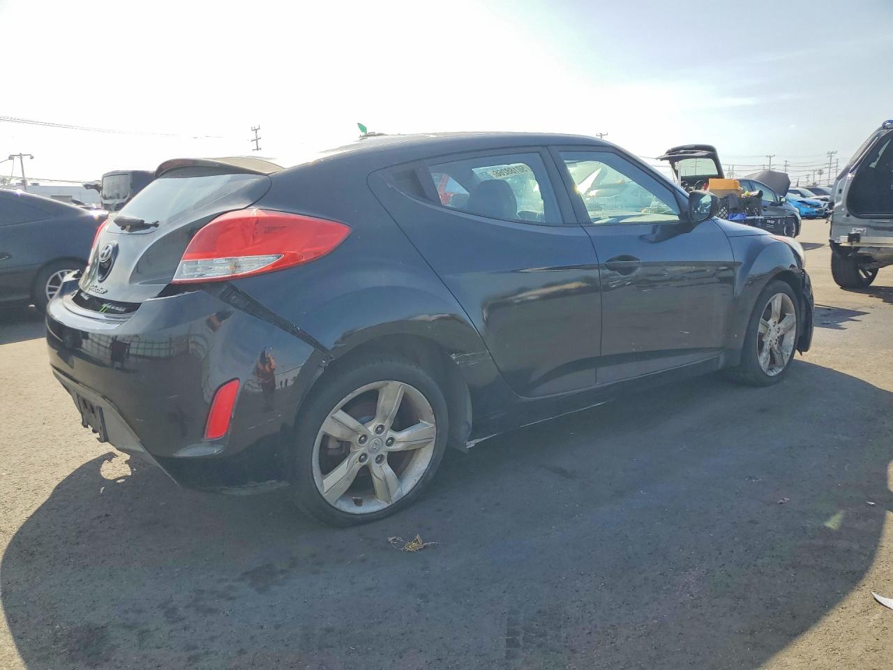 2013 HYUNDAI VELOSTER BASE photo 7