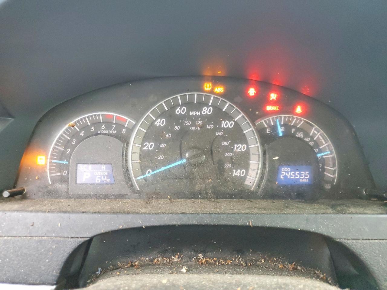 2014 TOYOTA CAMRY SE photo 9