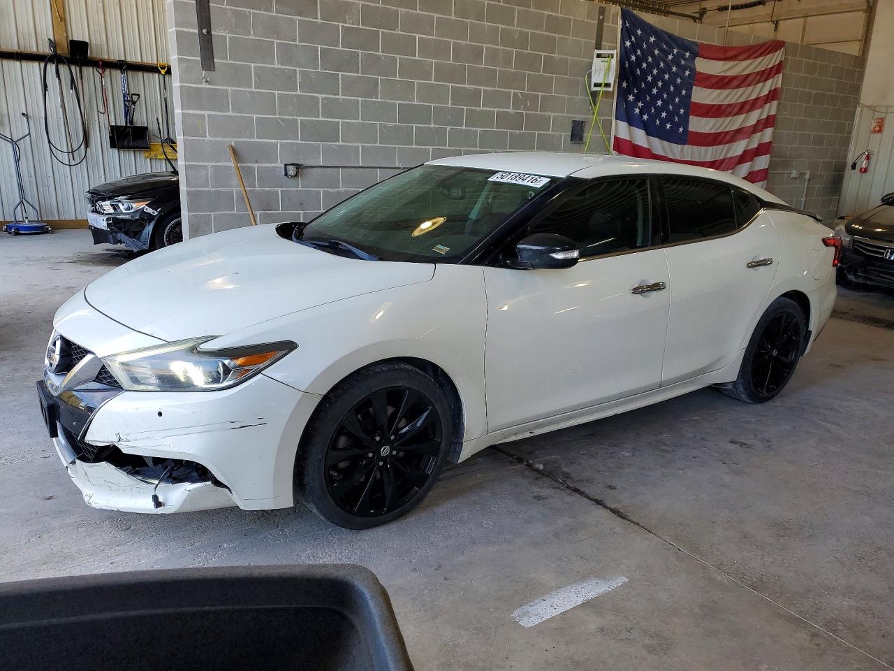2017 NISSAN MAXIMA
