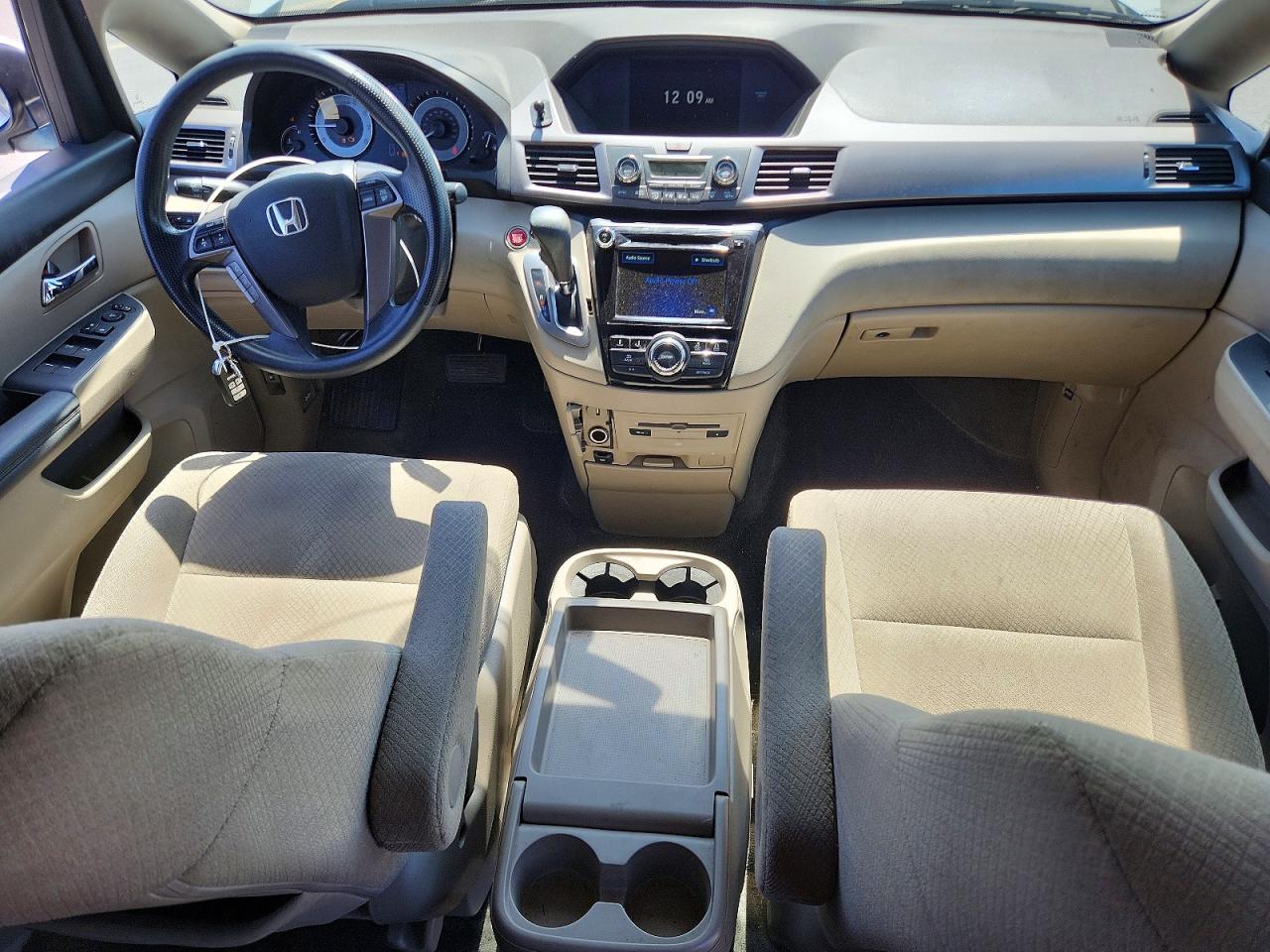2016 HONDA ODYSSEY SE photo 22
